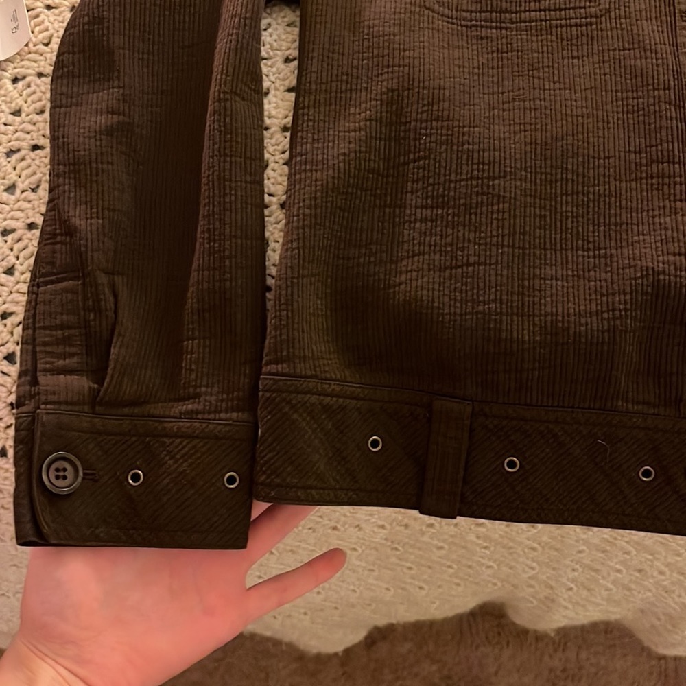 Brown button down jacket - Picture 2 of 3
